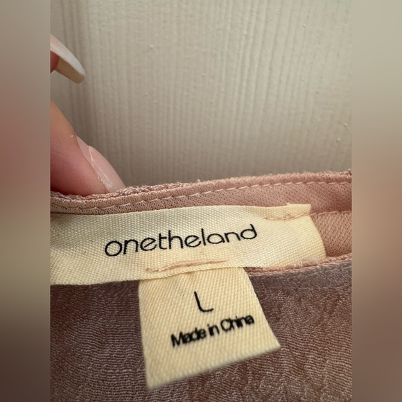 On The Land blush pink dress size large NWT - Picture 3 of 3